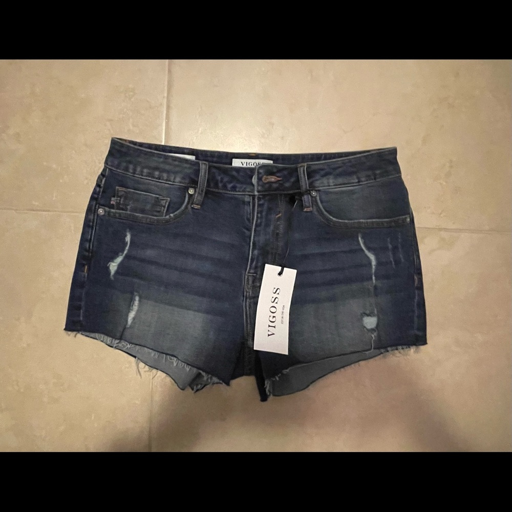 NWT Vigoss Marley jean shorts size 28